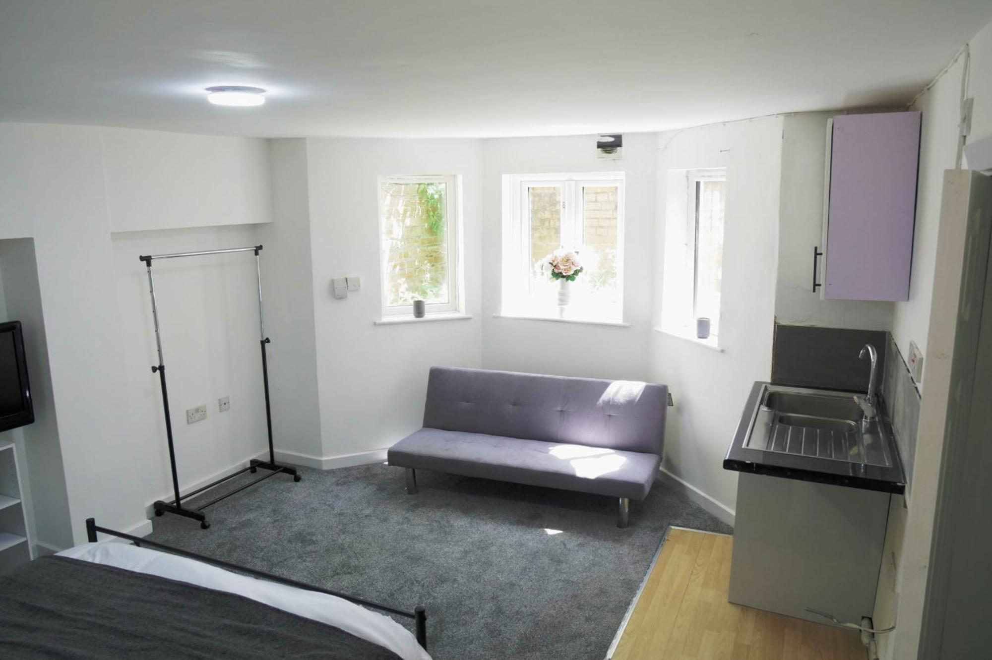 Cosy & Modern 1 Bed Studio Apart-Hotel Лемингтън Спа Екстериор снимка